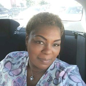 Meet your Posher, Donna